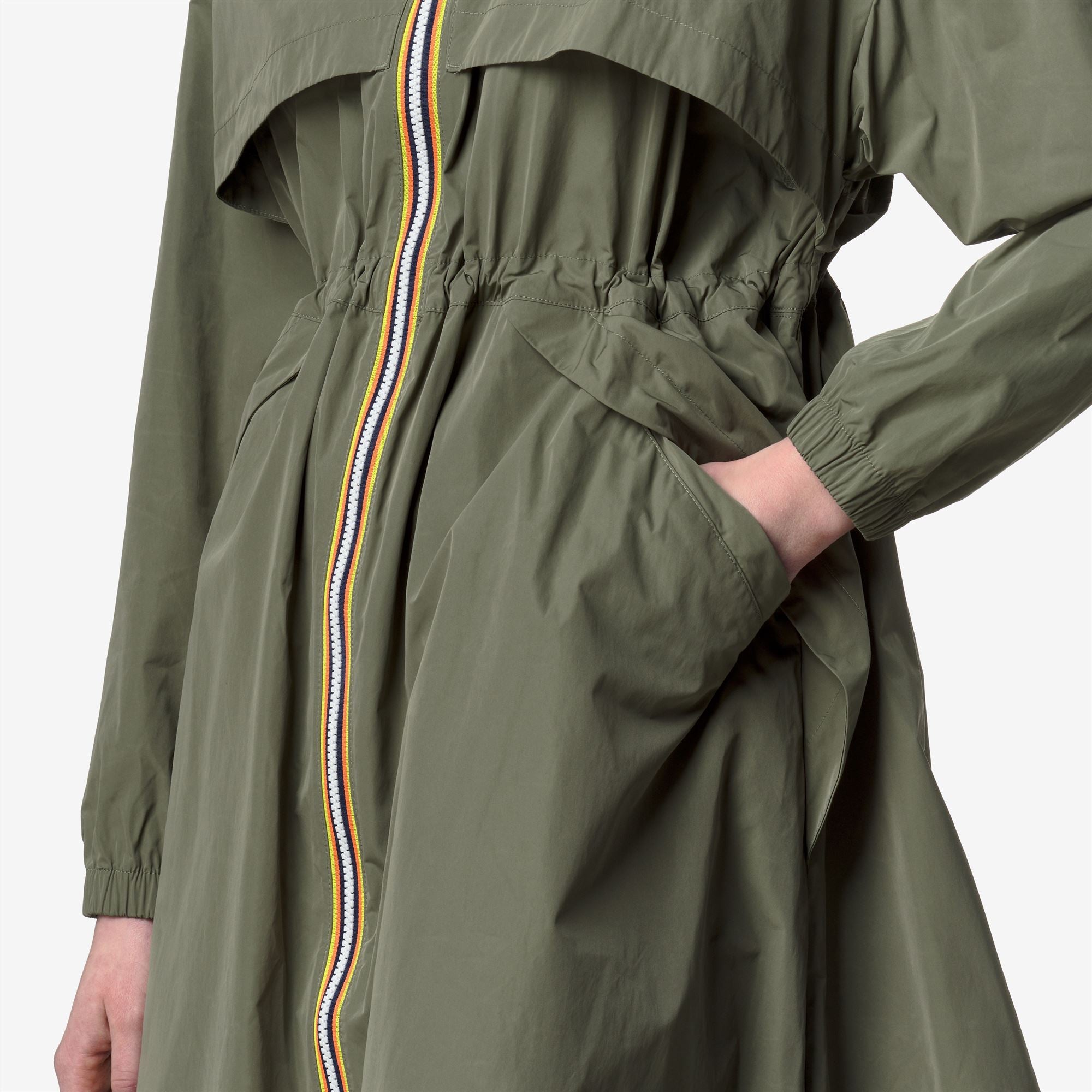 Jackets_WOMAN_AUBE MEMORY TOUCH_Long_Green Lichen - Commercial 7