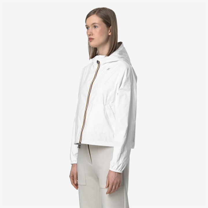 Chaqueta corta impermeable reversible blanca y beige para mujer 2