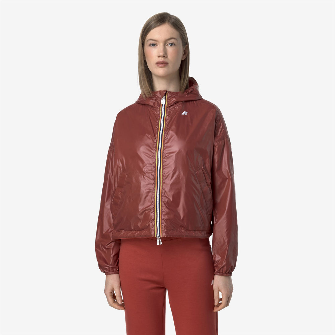Chaqueta corta reversible marrón roja para mujer con ajuste ajustable main