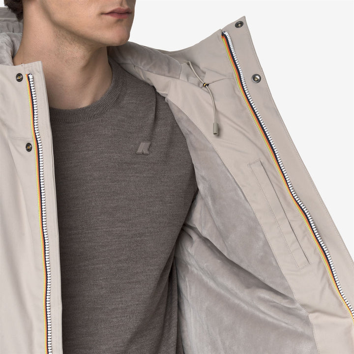 Chaqueta corta impermeable beige para hombre con aislamiento PrimaLoft 2