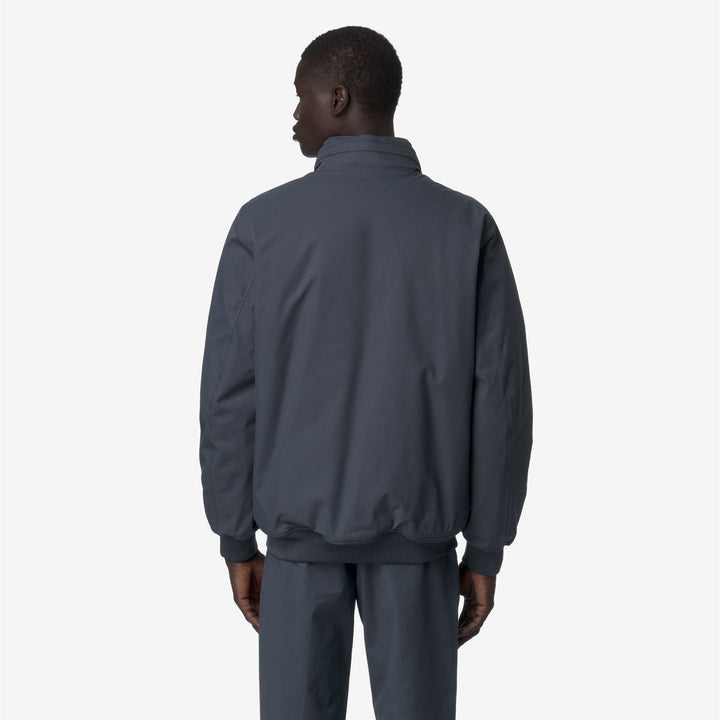 Chaqueta corta impermeable azul para hombre con aislamiento PrimaLoft 5