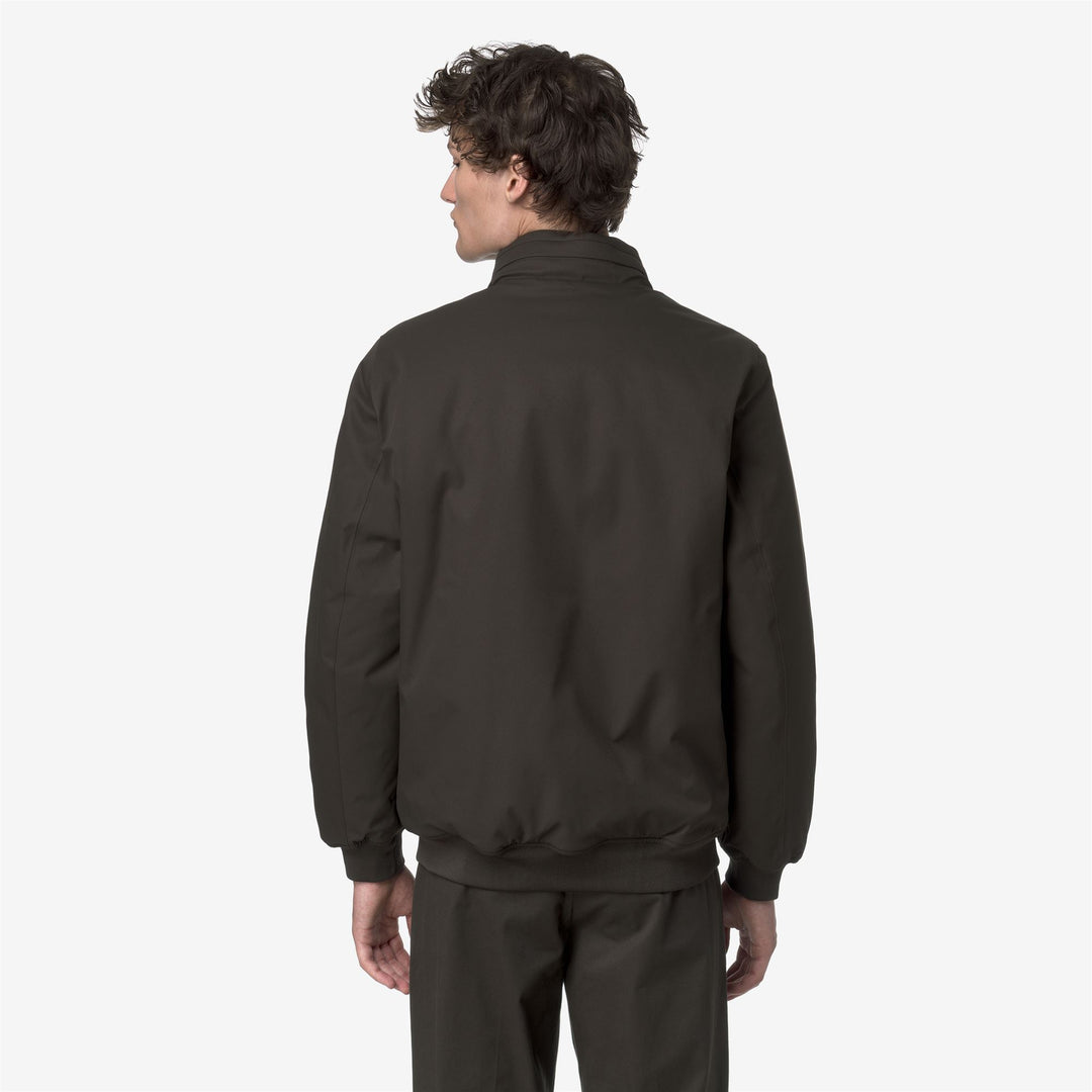 Chaqueta corta impermeable para hombre color oliva negro con aislamiento PrimaLoft main
