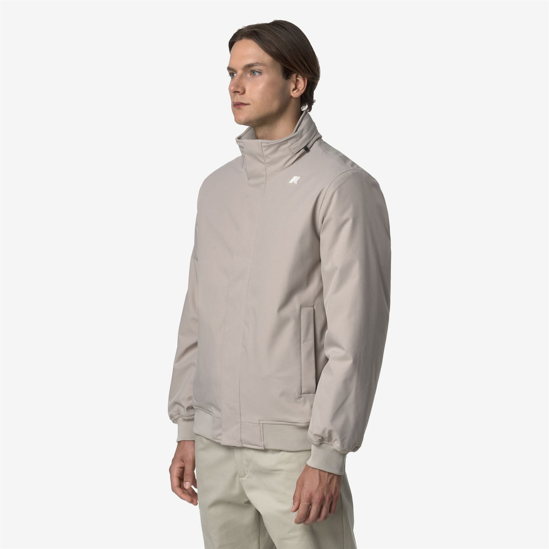 Chaqueta corta impermeable beige para hombre con aislamiento PrimaLoft main