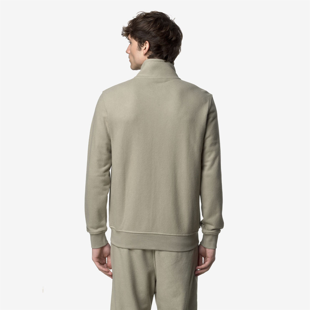 Fleece_MAN_FINN HEAVY FLEECE_Jacket_Green Oak - Commercial 6