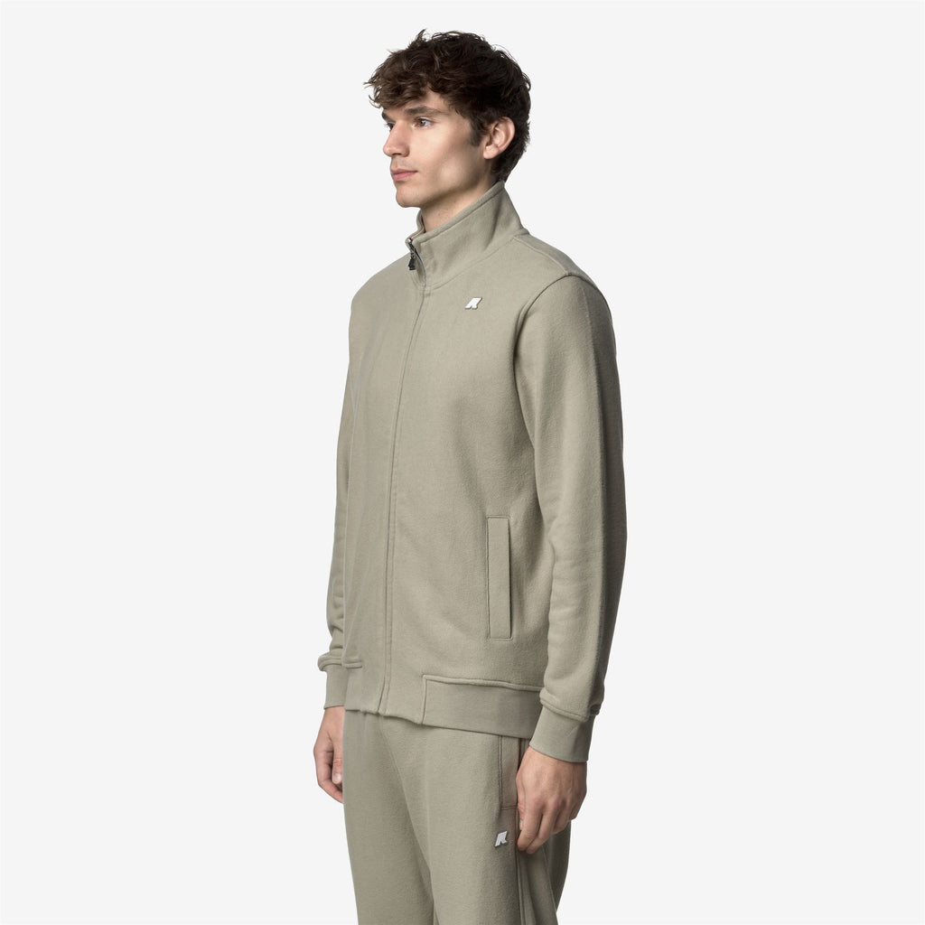Fleece_MAN_FINN HEAVY FLEECE_Jacket_Green Oak - Commercial 5