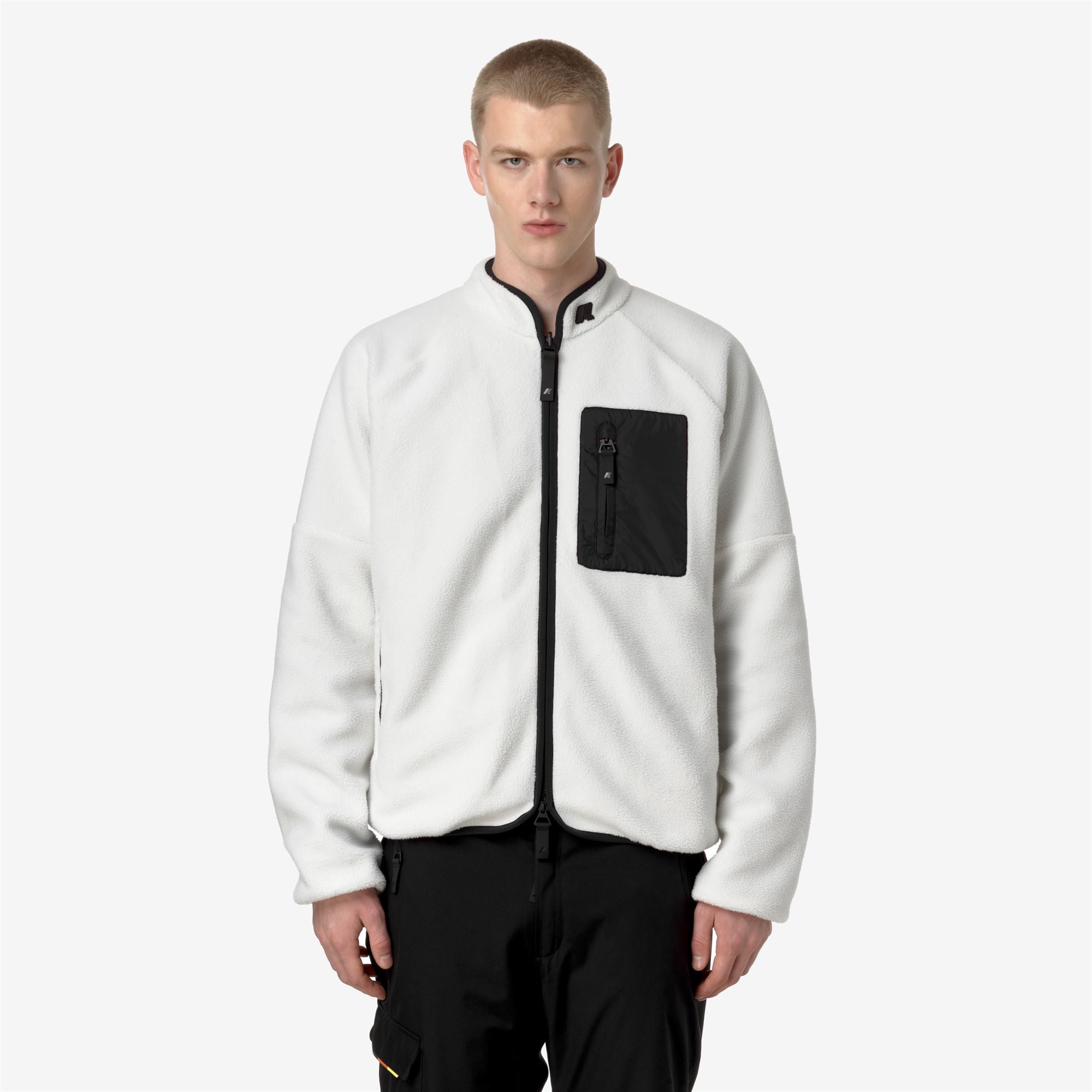Fleece_MAN_BESSANS_Jacket_White G - Black - Commercial 4