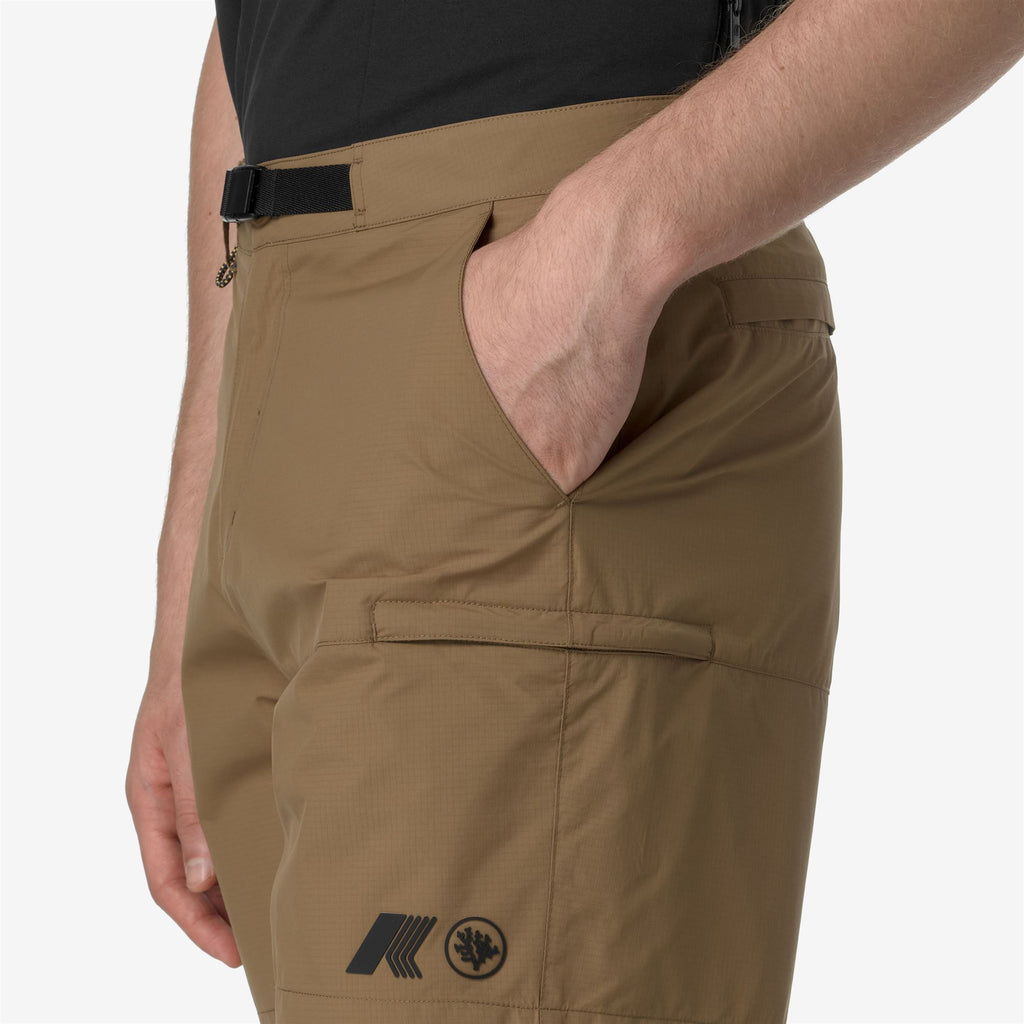 Shorts_Man_TAPRINNE CORAL GARDENERS_Cargo_Brown Corda - Commercial 7