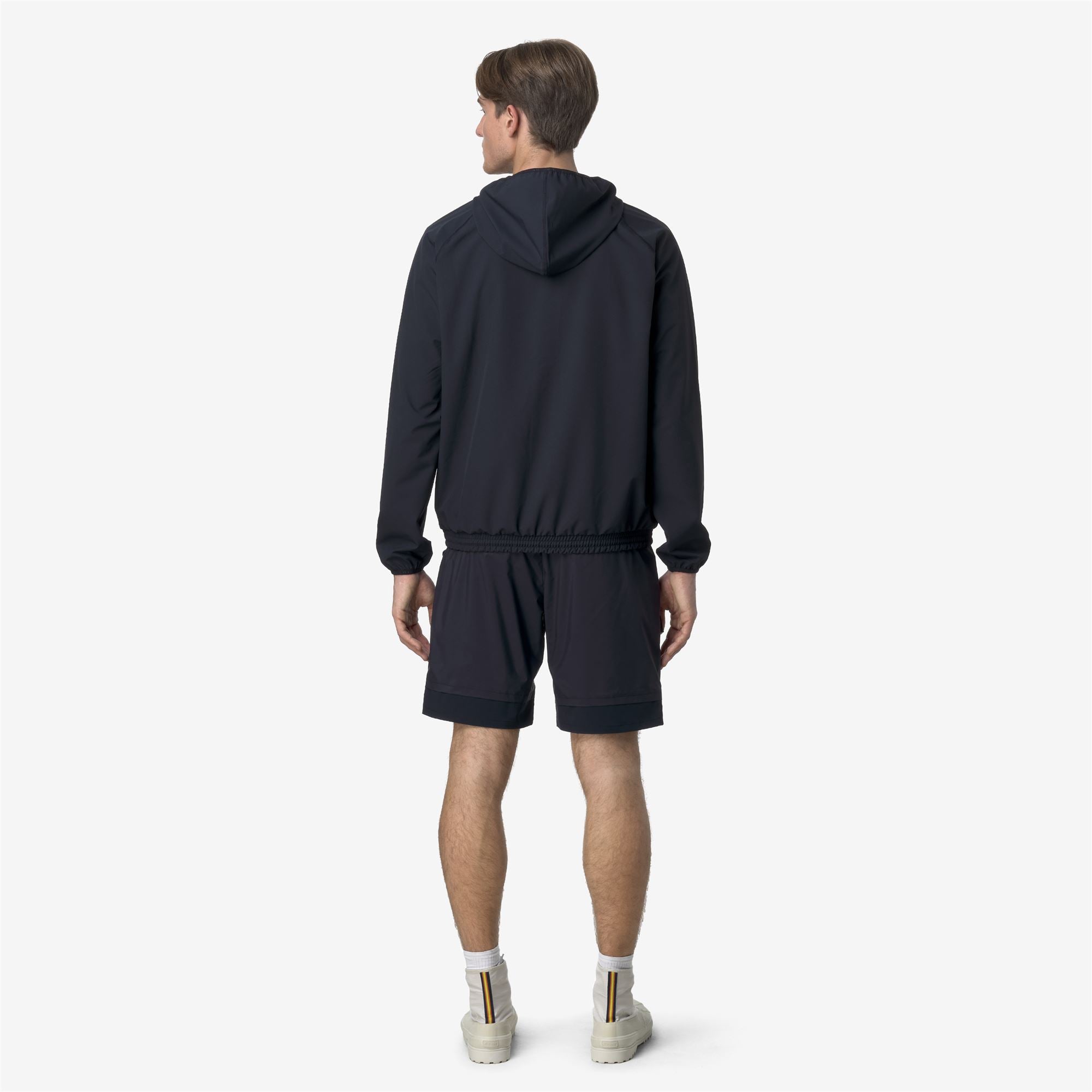 Shorts_MAN_BURROUGHS_Sport Shorts_Blue Depth - Commercial 6