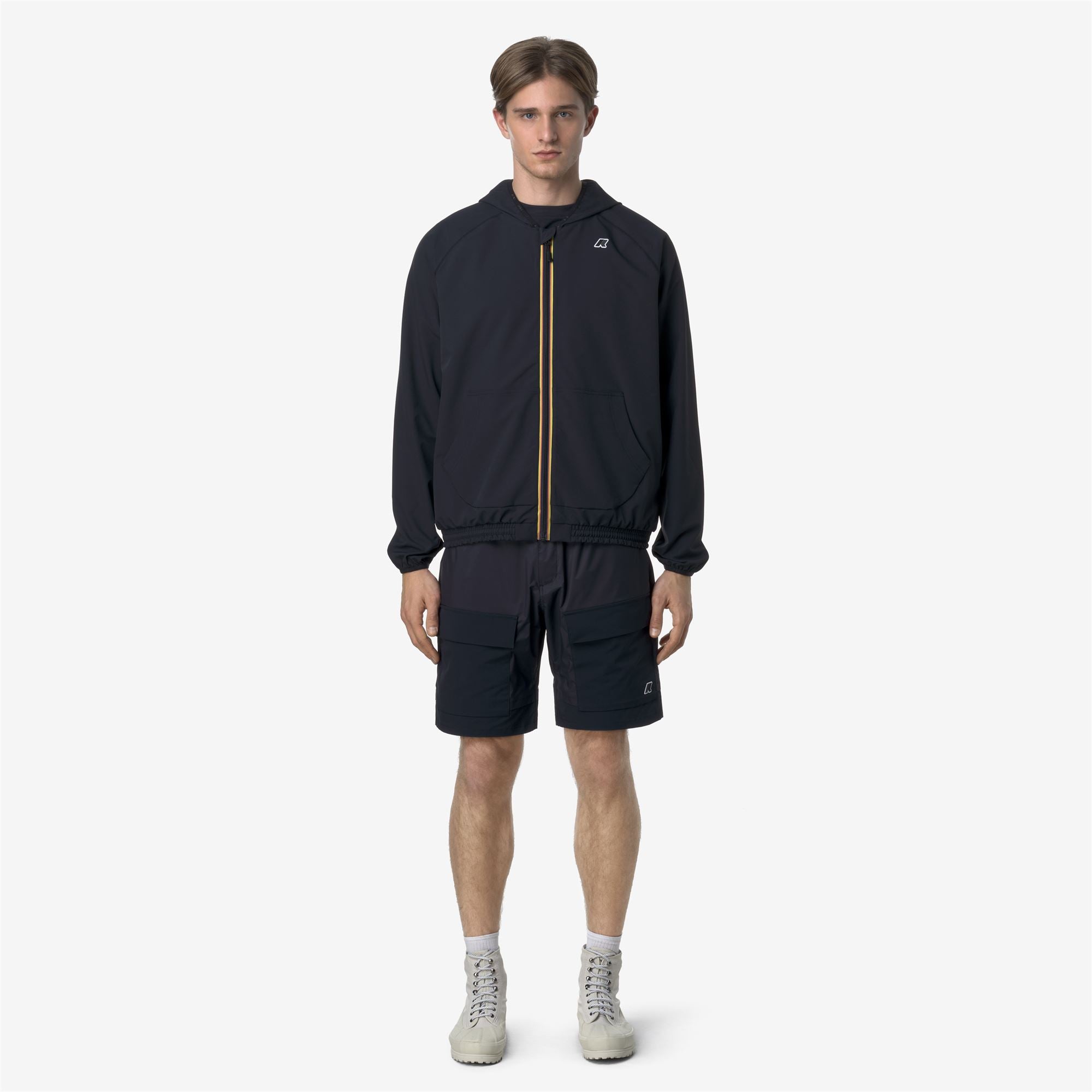 Shorts_MAN_BURROUGHS_Sport Shorts_Blue Depth - Commercial 4