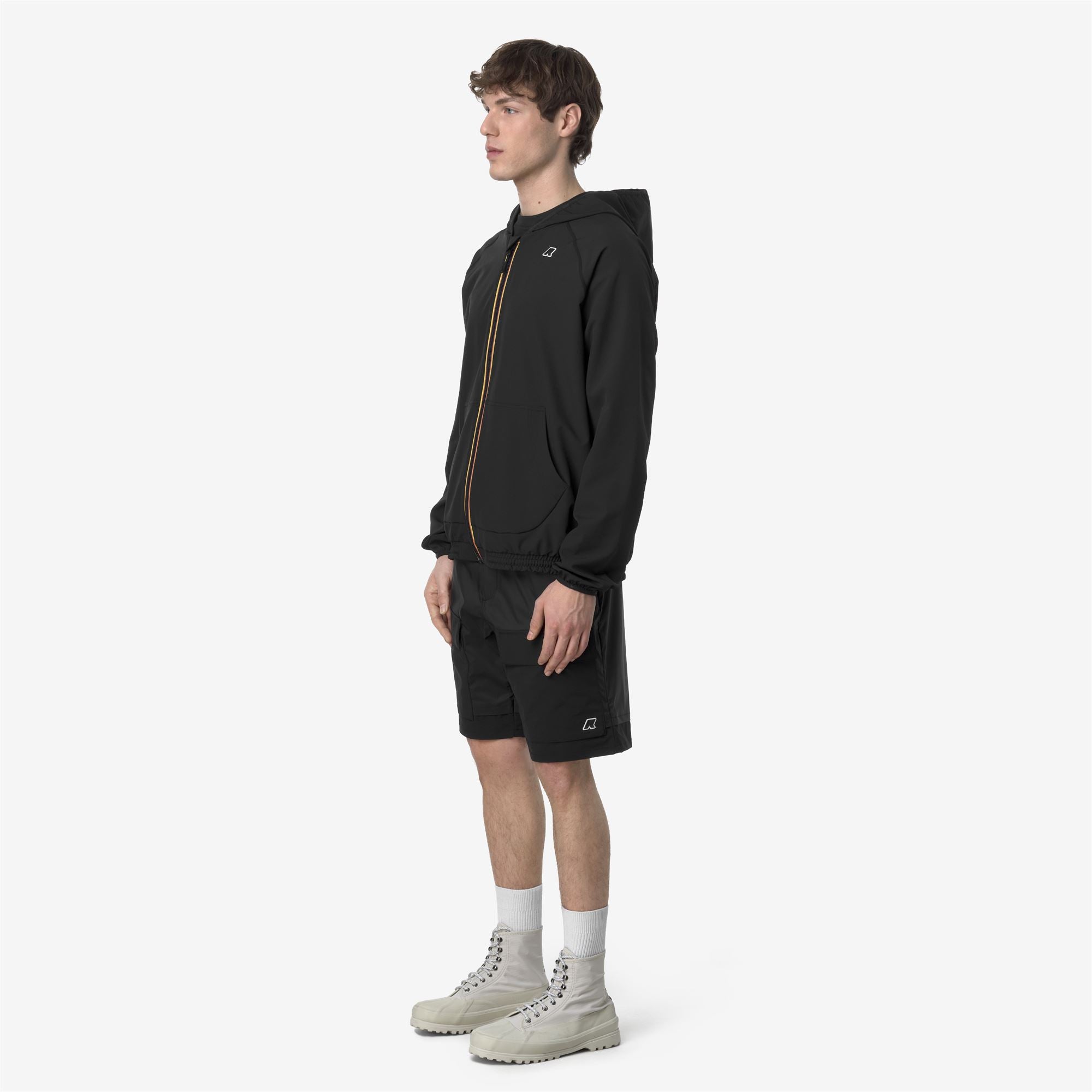 Shorts_MAN_BURROUGHS_Sport Shorts_Black Pure - Commercial 5