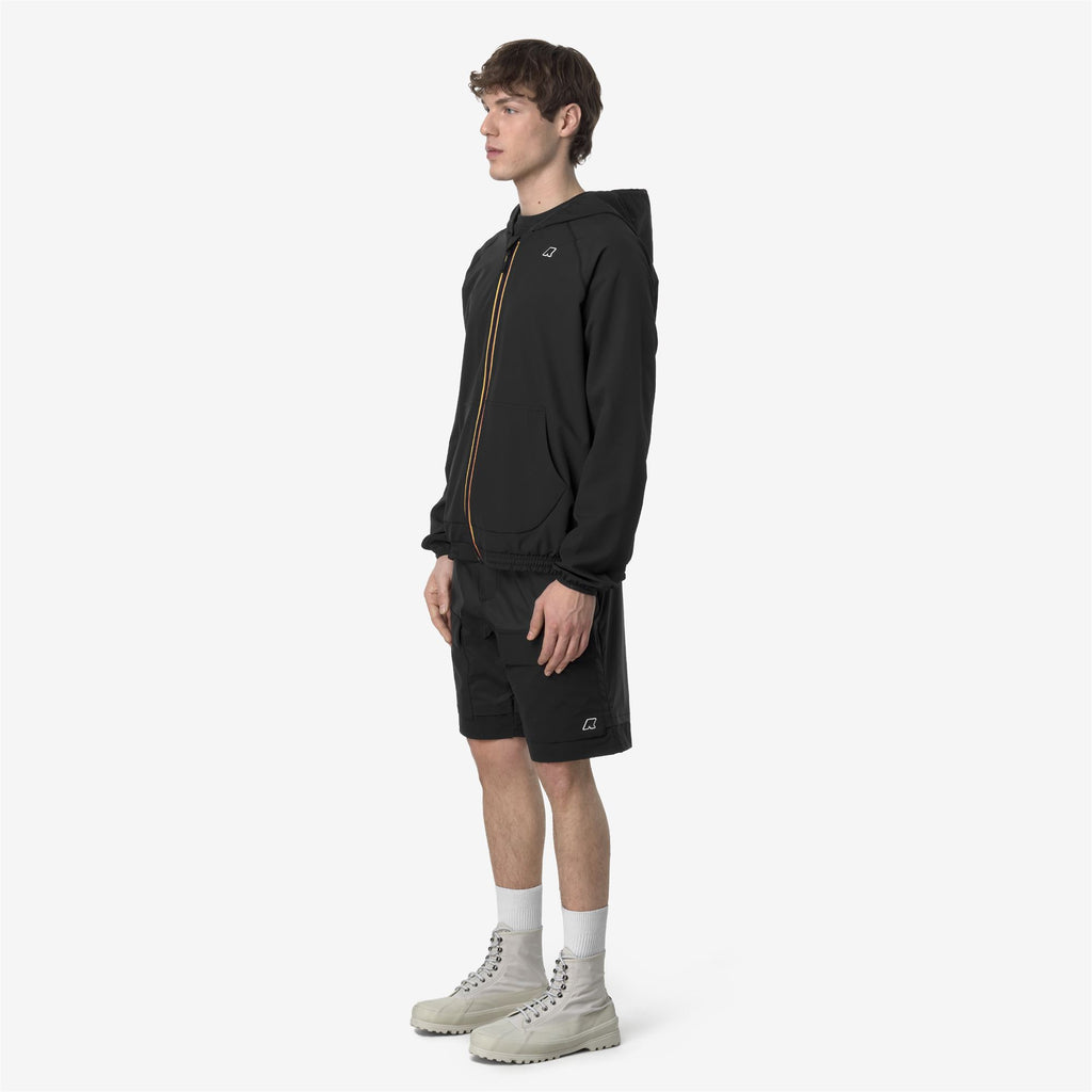 Shorts_MAN_BURROUGHS_Sport Shorts_Black Pure - Commercial 5