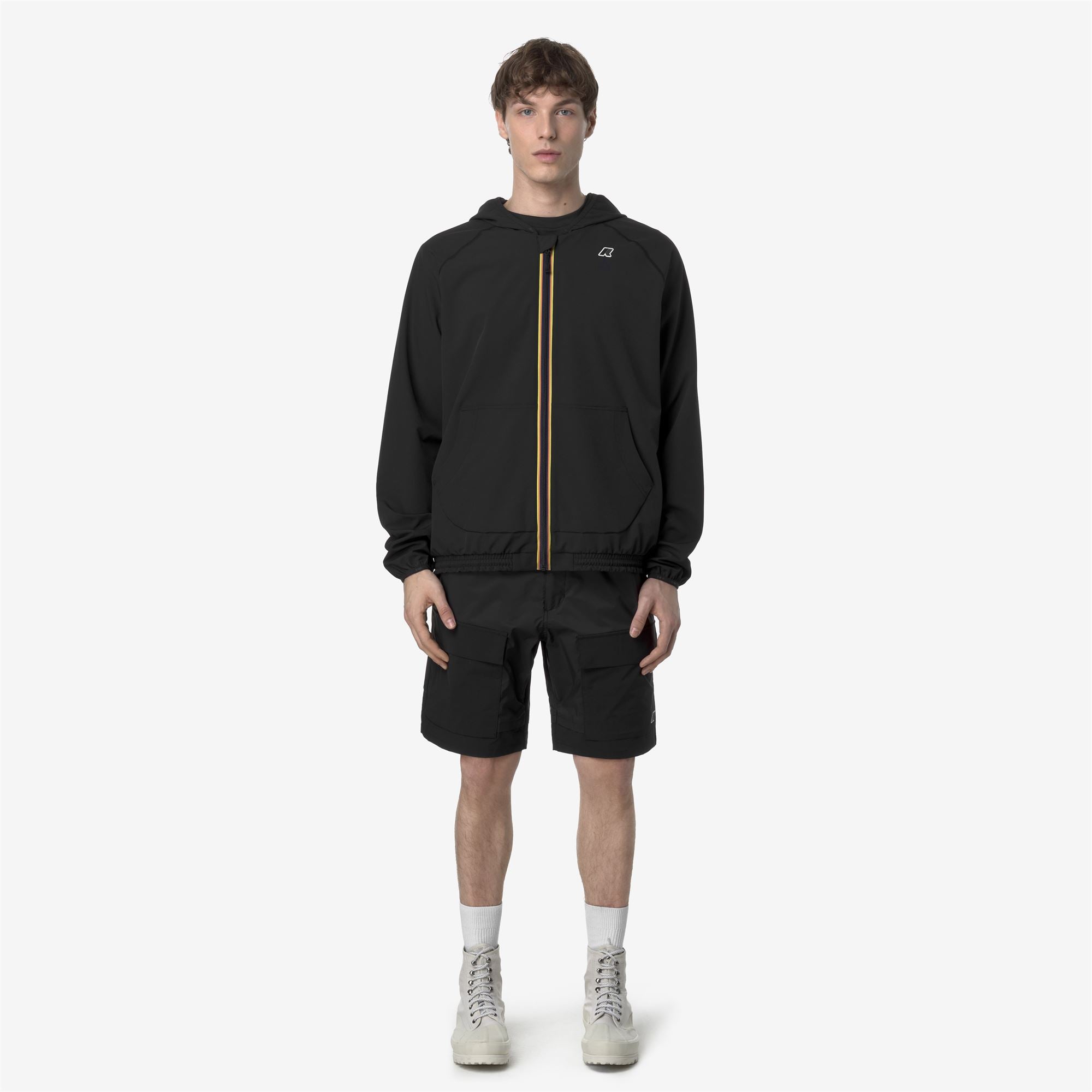 Shorts_MAN_BURROUGHS_Sport Shorts_Black Pure - Commercial 4