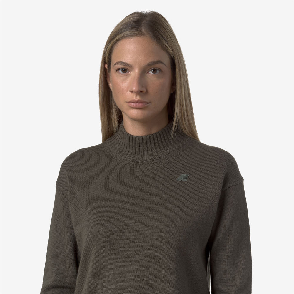 Green Women's Cashmere Blend Sweater with High Collar 02