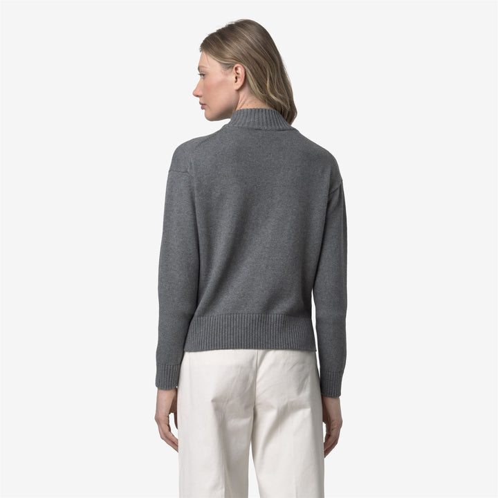 Maglione grigio da donna in maglia di cotone e cashmere con collo alto 5