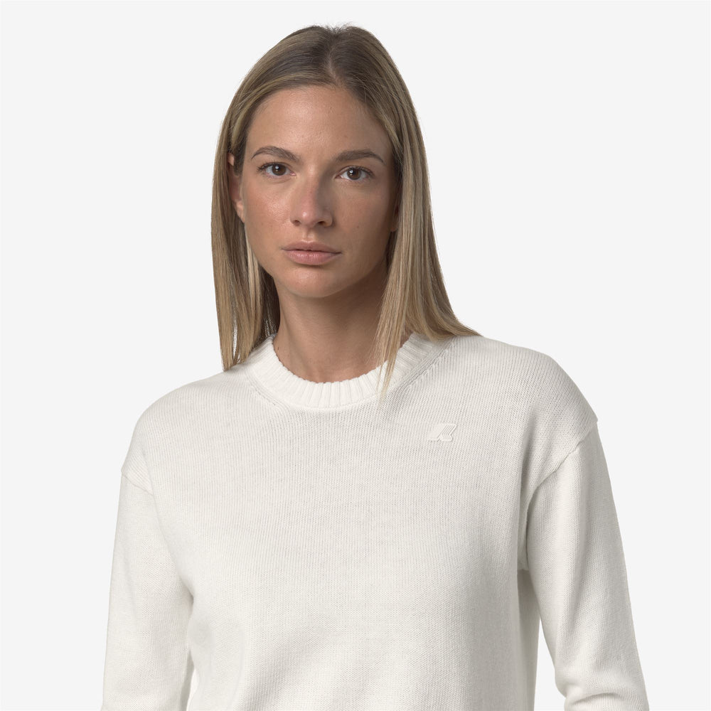 Maglione pullover in maglia di cotone e cashmere bianco da donna 02