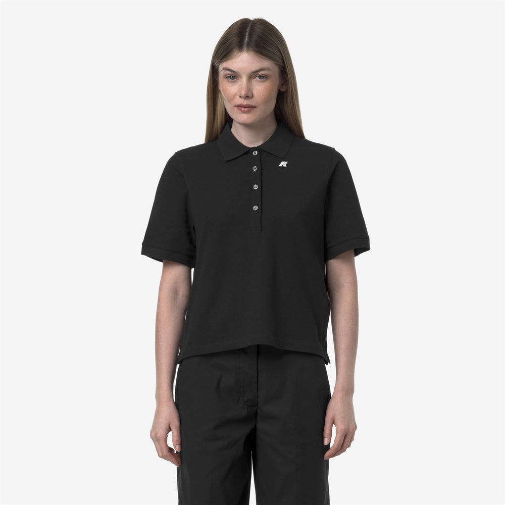 Polo de piqué elástico negro para mujer con ribetes acanalados 02