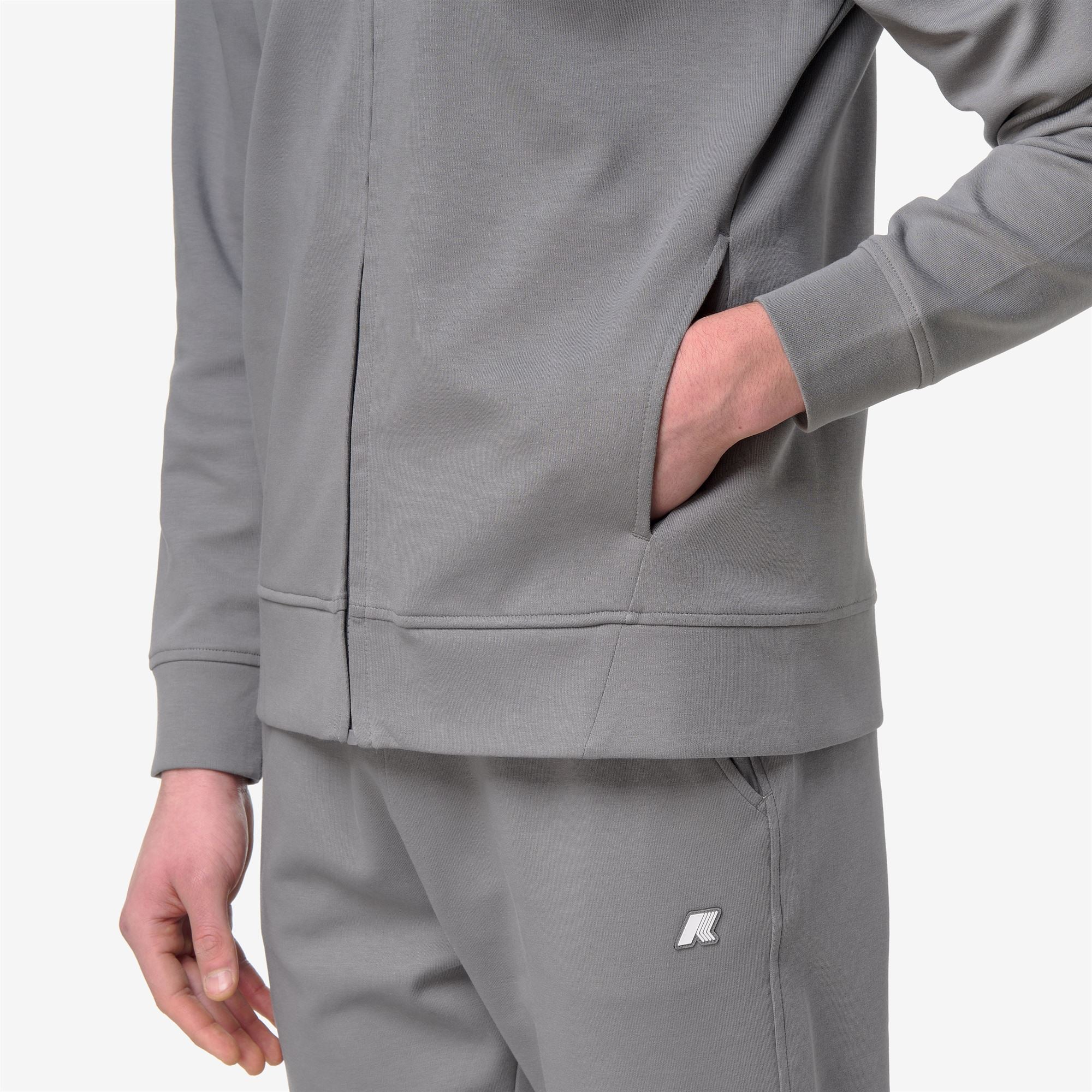 Fleece_Man_HAYCE INTERLOCK_Jacket_Grey Frost - Commercial 7