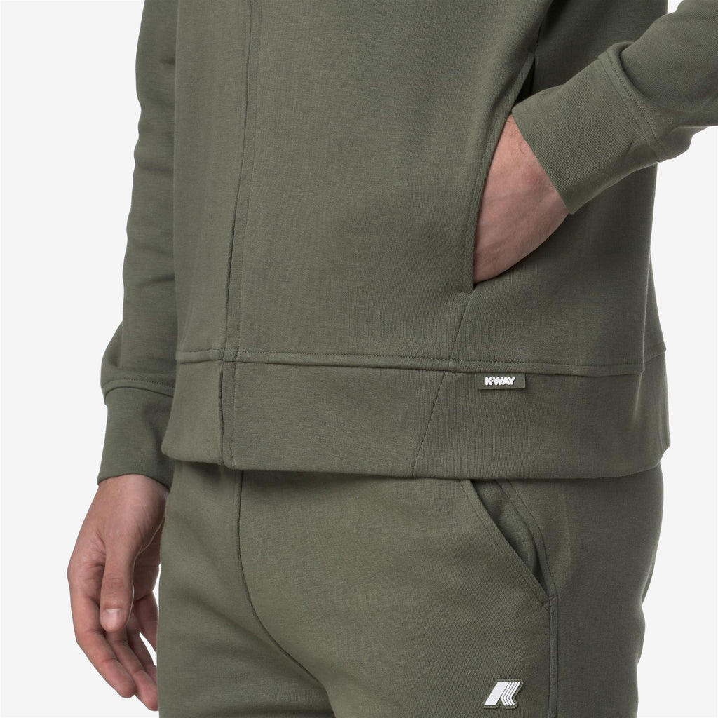Fleece_MAN_HAYCE INTERLOCK_Jacket_Green Lichen - Commercial 7