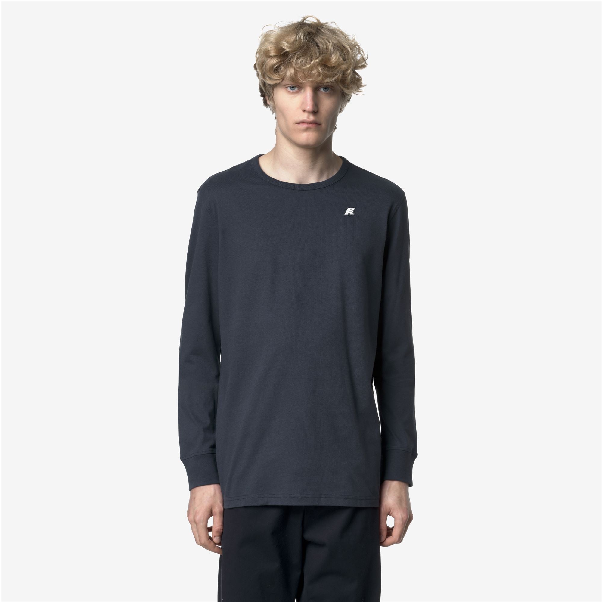 T-Shirts & Top_MAN_ELMER JS PEACH_T-Shirt_Blue Airforce - Commercial 4