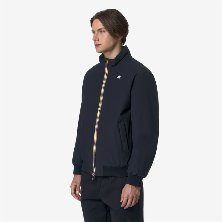 Chaqueta corta reversible azul para hombre con tejido repelente al agua 5