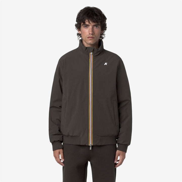 Chaqueta corta de invierno reversible para hombre color oliva negro 4