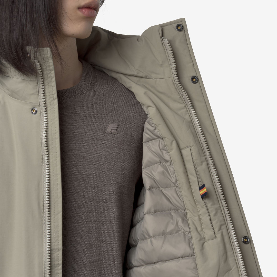 Chaqueta corta impermeable con capucha para hombre Green Oak main