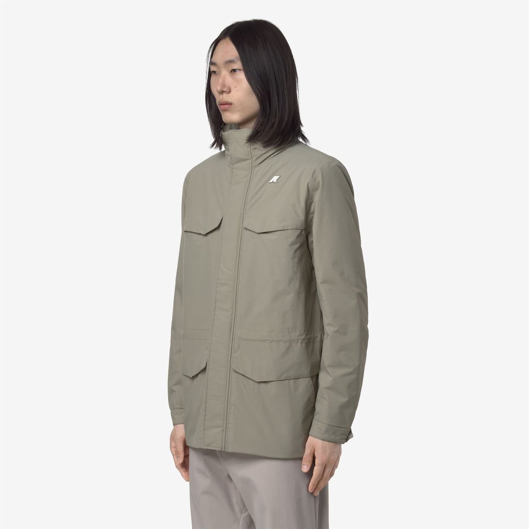 Chaqueta impermeable con capucha para hombre de Green Oak main
