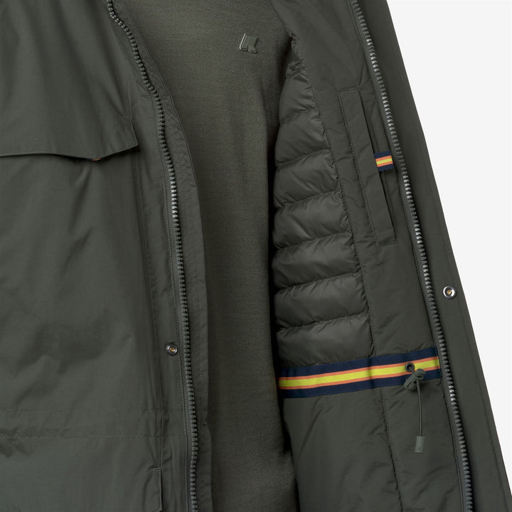 Chaqueta impermeable de longitud media con capucha para hombre, color verde y negro 2