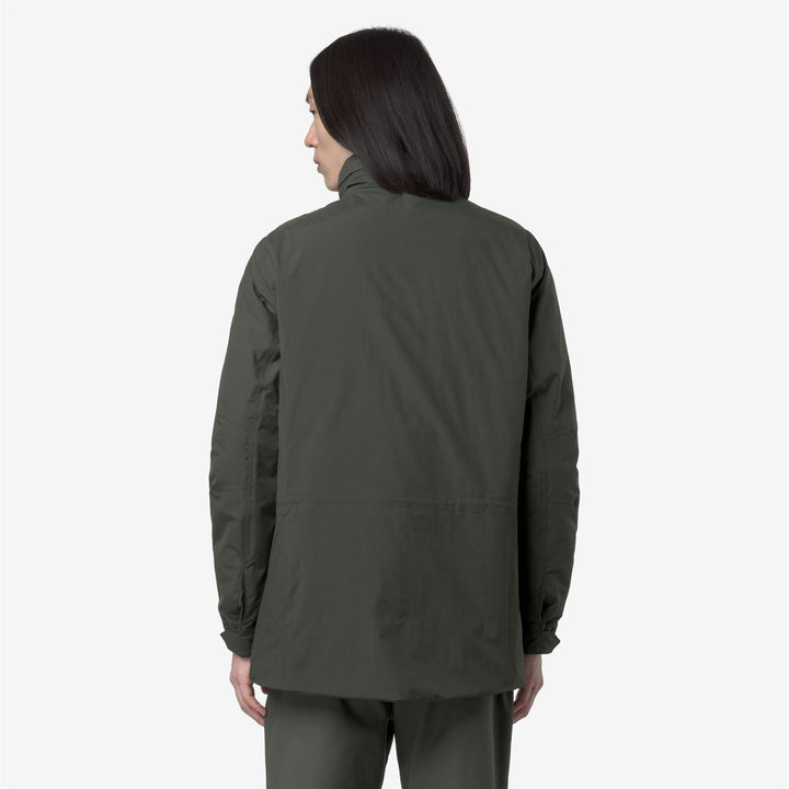 Chaqueta impermeable de longitud media con capucha para hombre, color verde y negro 5