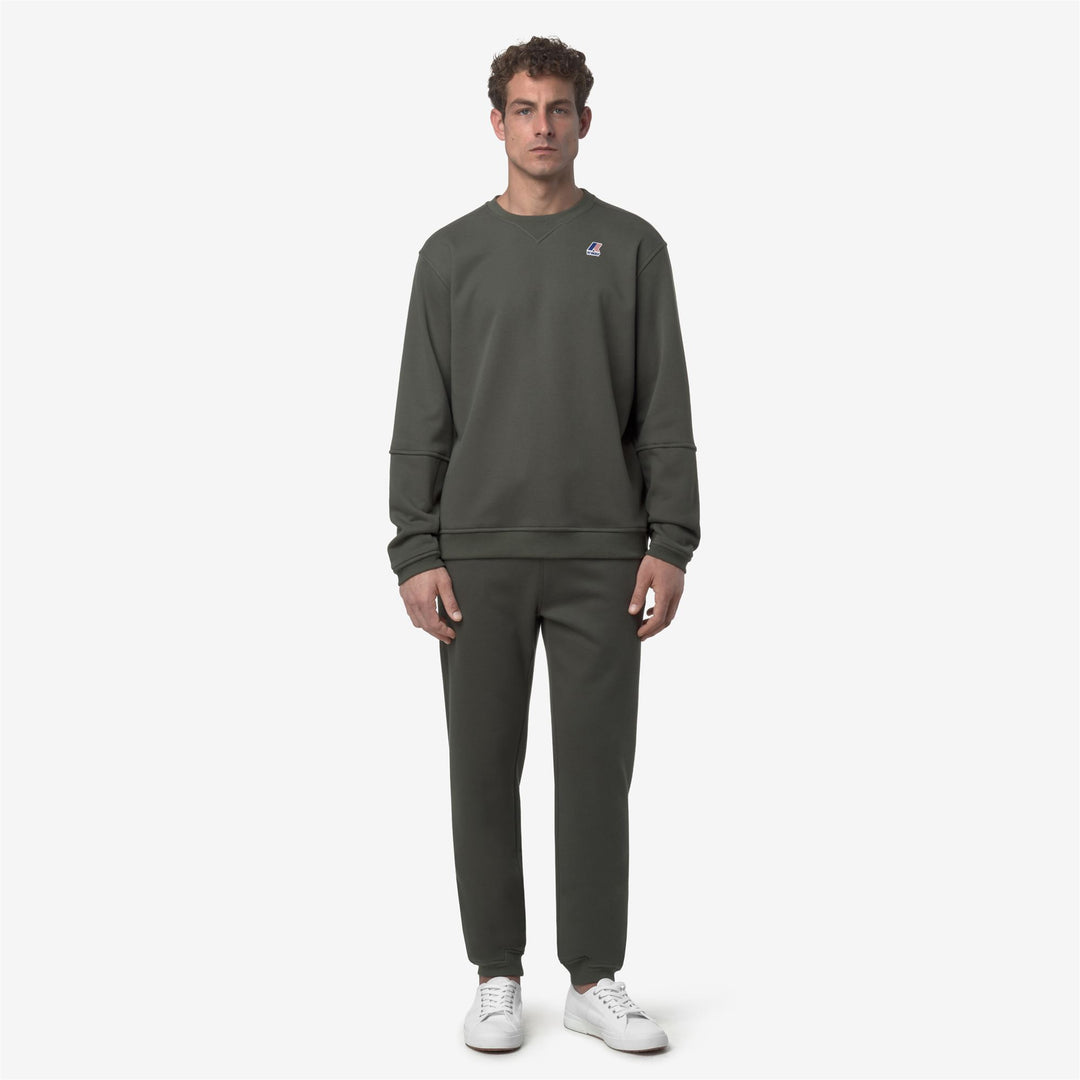 Green unisex brushed fleece sport trousers for outdoor activities main