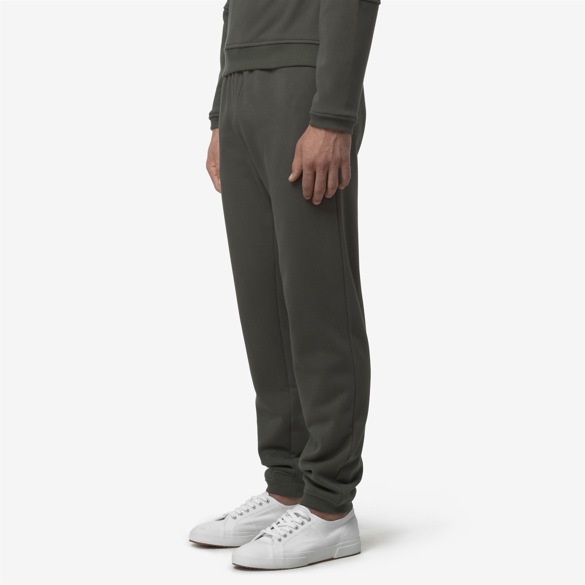 Pants_UNISEX_PHILBERT BRUSHED PC_Sport Trousers_GREEN BLACKISH - Commercial 5