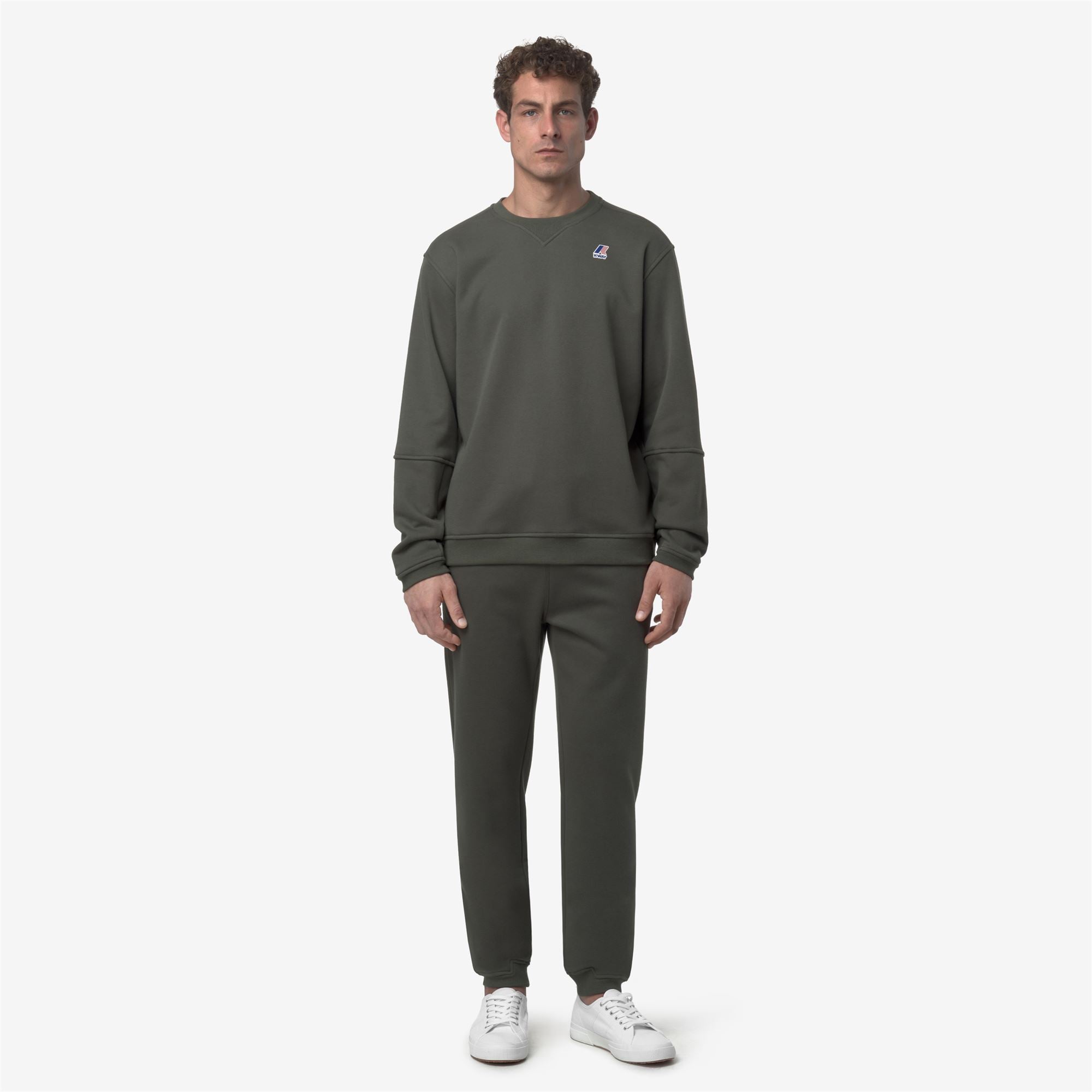 Pants_UNISEX_PHILBERT BRUSHED PC_Sport Trousers_GREEN BLACKISH - Commercial 4