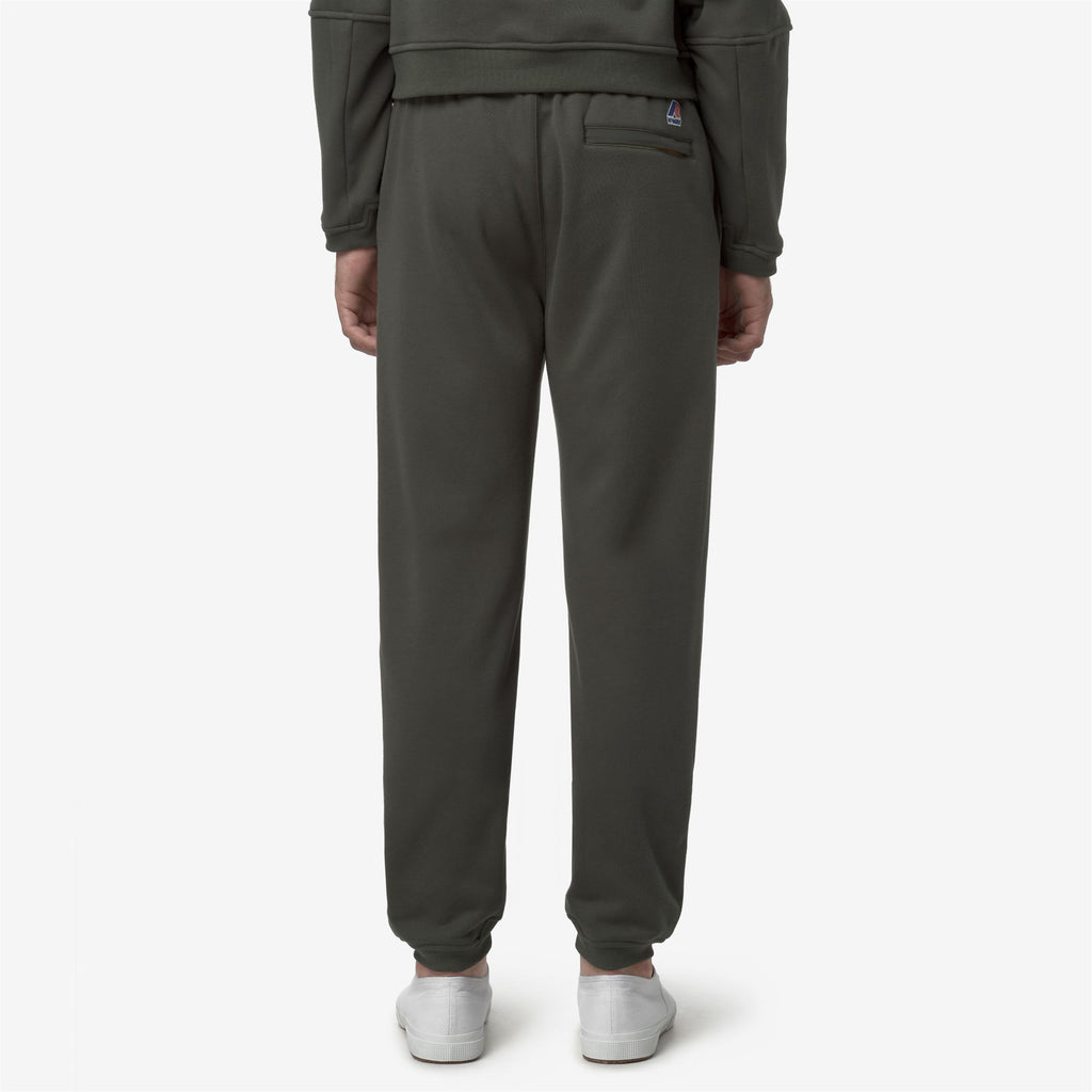 Pants_UNISEX_PHILBERT BRUSHED PC_Sport Trousers_GREEN BLACKISH - Commercial 6