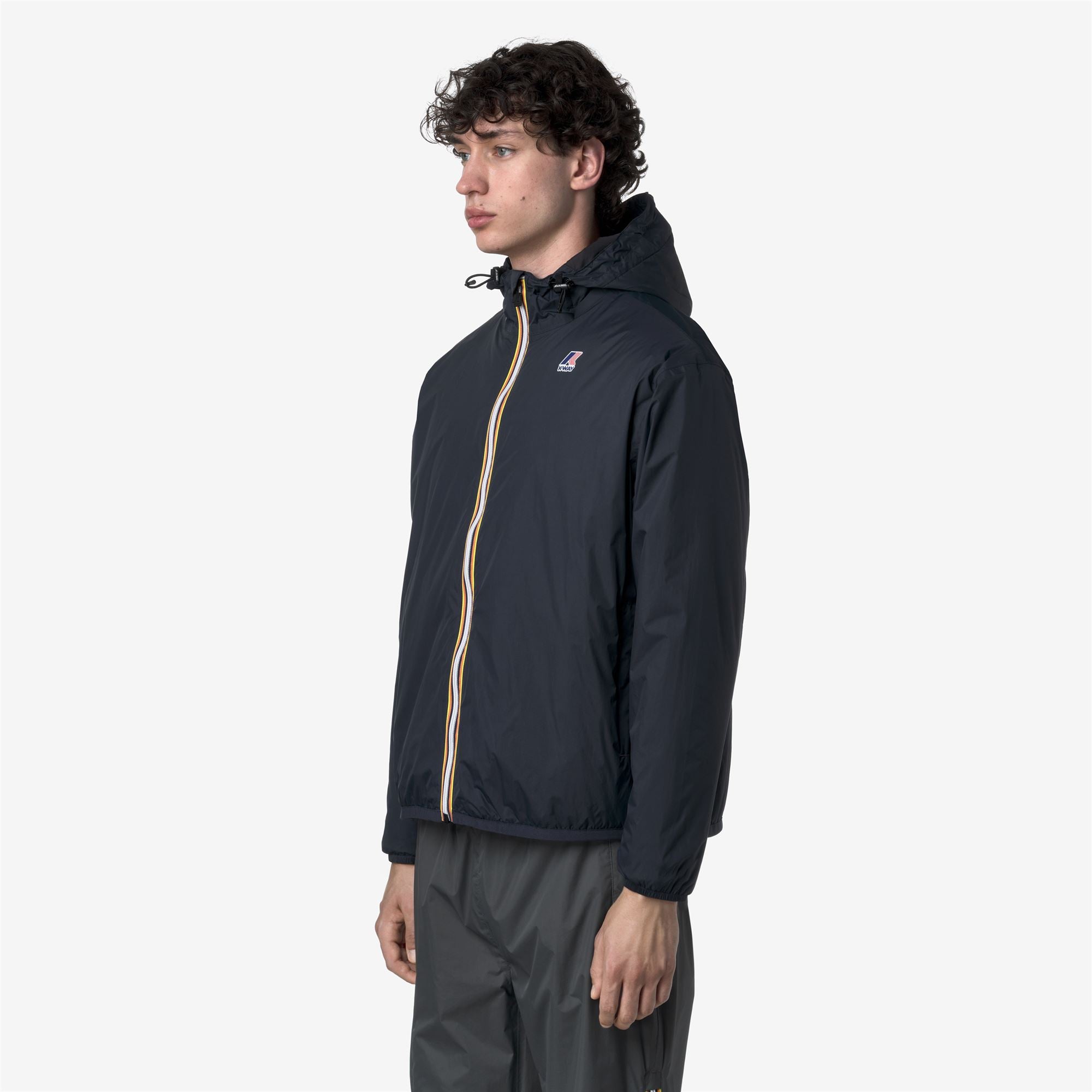 Jackets_UNISEX_LE VRAI 4.0 CLAUDE WARM EAST_Mid_Blue Depth - Commercial 5
