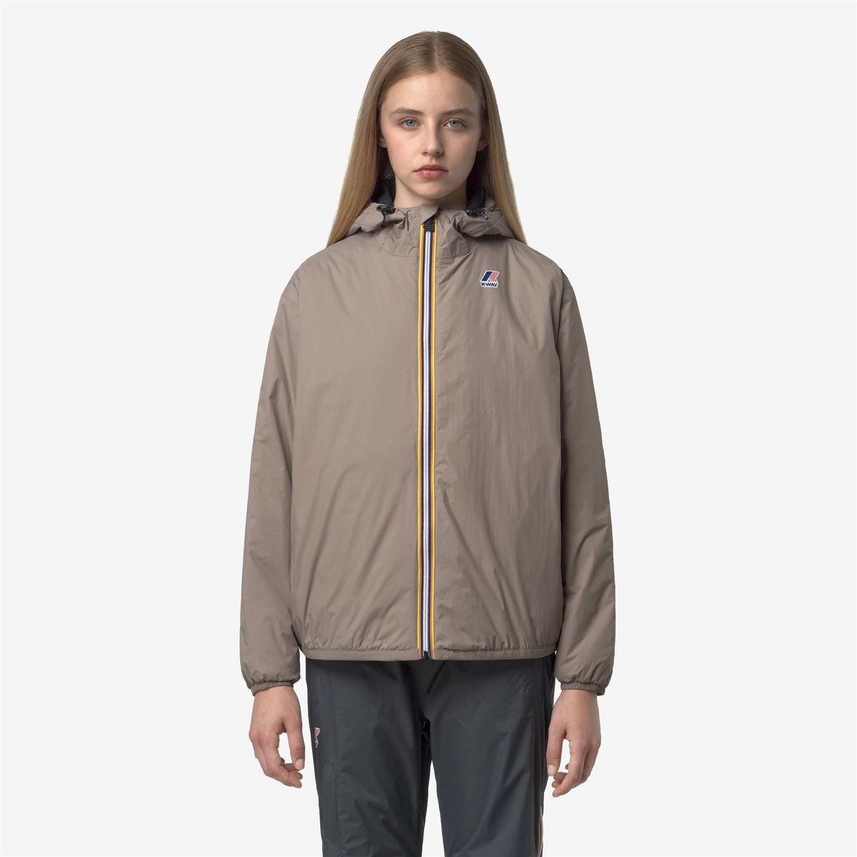 Jackets_UNISEX_LE VRAI 4.0 CLAUDE WARM EAST_Mid_Beige Taupe - Commercial 4