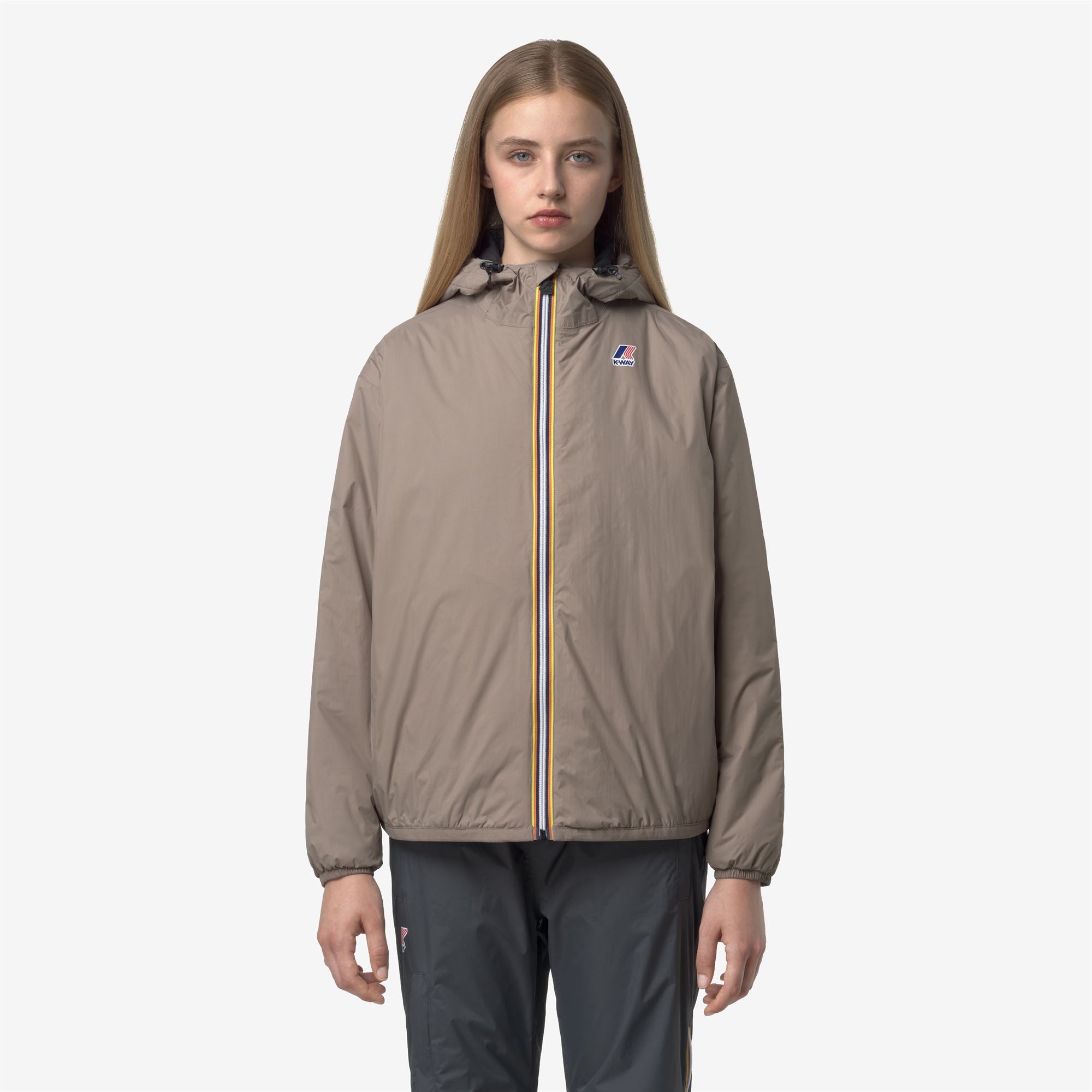 Jackets_UNISEX_LE VRAI 4.0 CLAUDE WARM EAST_Mid_Beige Taupe - Commercial 4