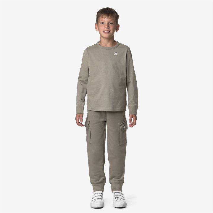 T-shirt leggera in cotone verde per bambino con dettagli sportivi 3