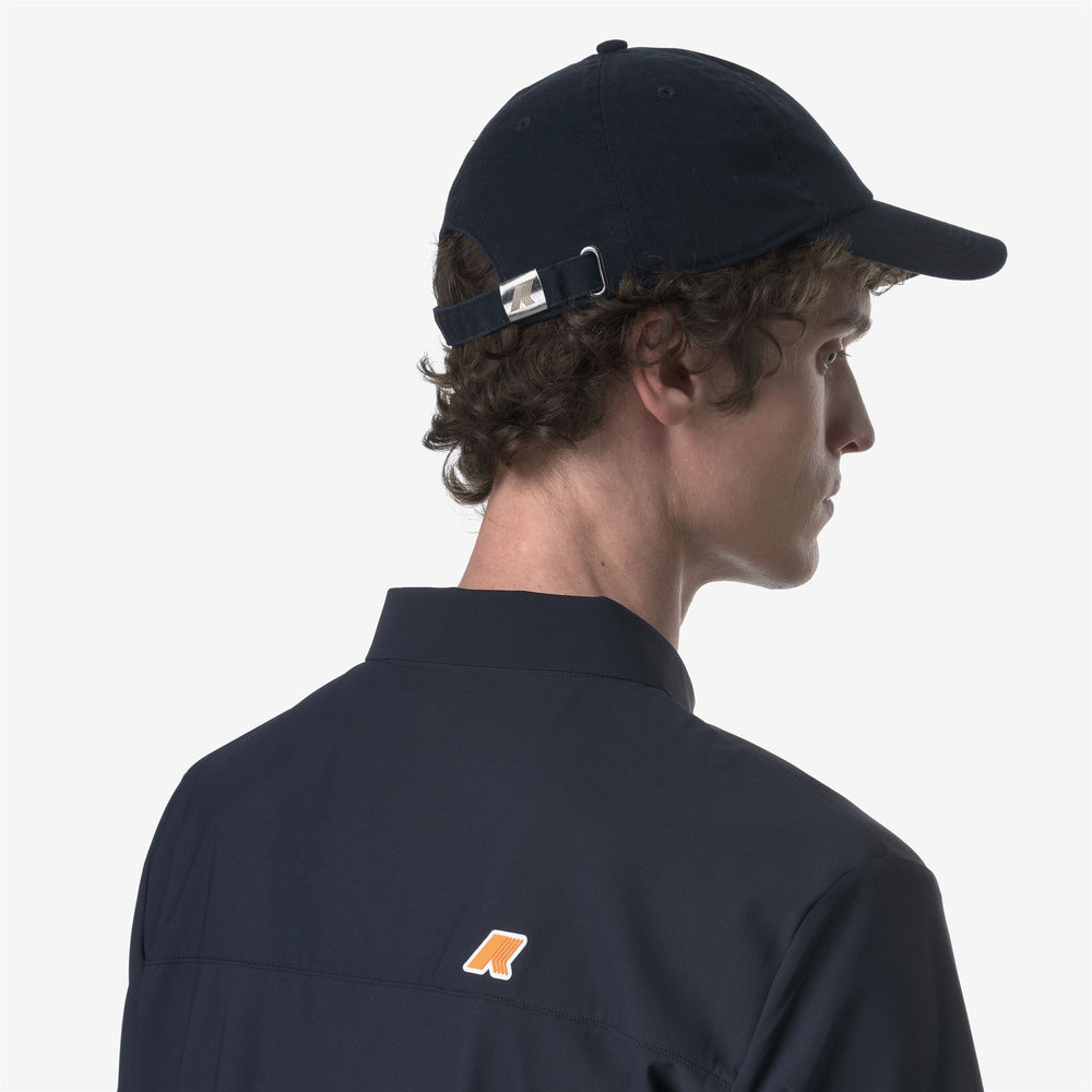 Gorra de golf unisex azul con correa ajustable y parche de logo 02