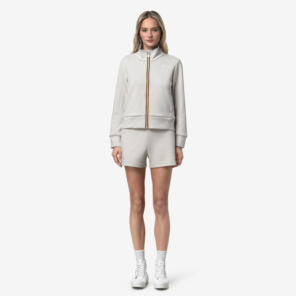 Shorts_Woman_RIKELLE LIGHT SPACER_Sport Shorts_BEIGE LT - Commercial 4