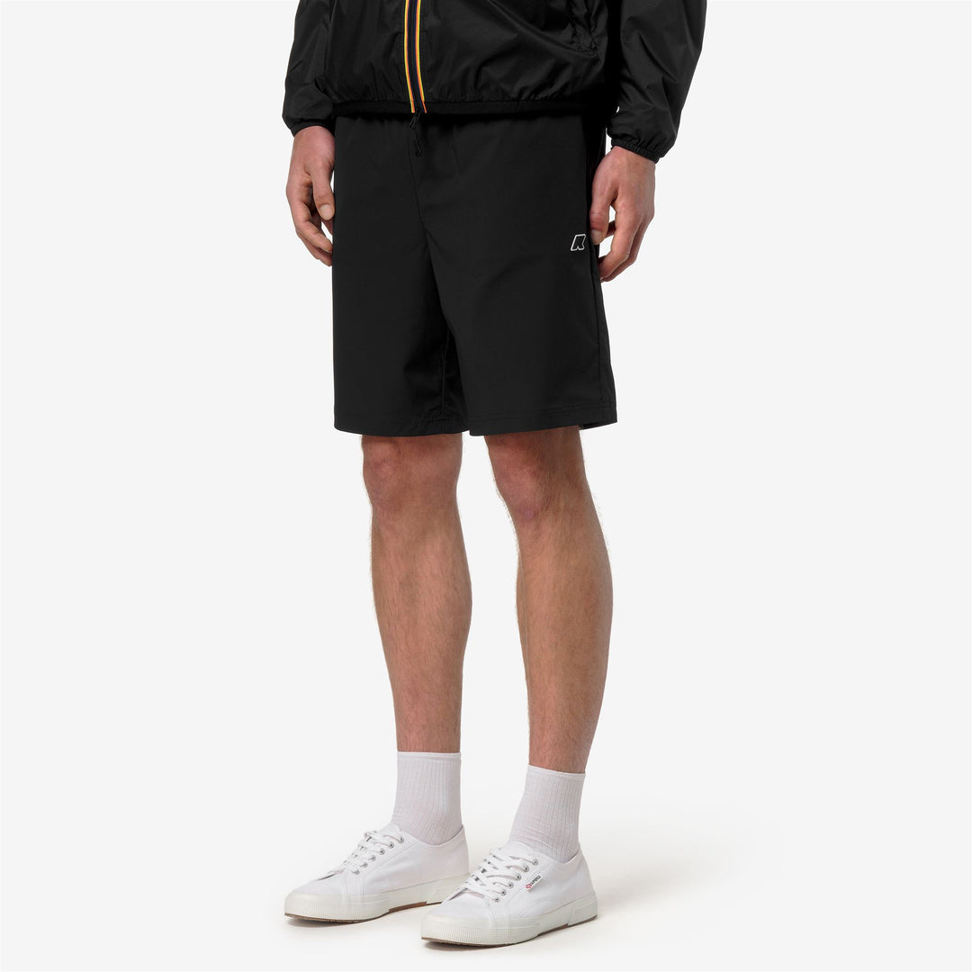 NESILIER TRAVEL LF - Shorts - Sport  Shorts - Unisex - BLACK PURE main