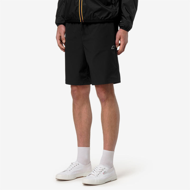 NESILIER TRAVEL LF - Shorts - Sport  Shorts - Unisex - BLACK PURE 4