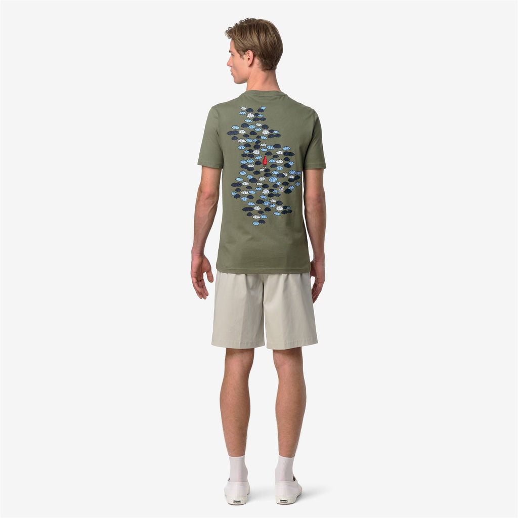 T-Shirts & Top_Man_ODOM ICONIC BACK_T-Shirt_Green Lichen - Commercial 6
