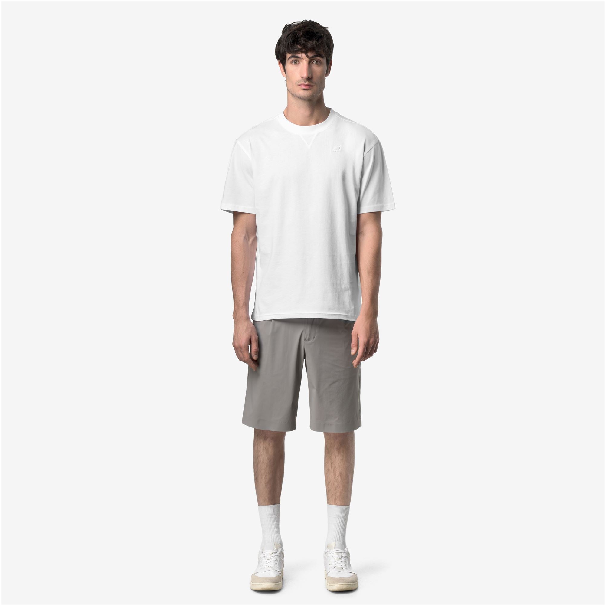 T-Shirts & Top_Man_SOLO JERSEY TRIANGLE_T-Shirt_White - White - Commercial 4