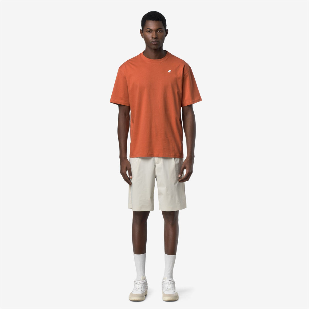 T-Shirts & Top_Man_SOLO JERSEY TRIANGLE_T-Shirt_Orange Brownish - Commercial 4