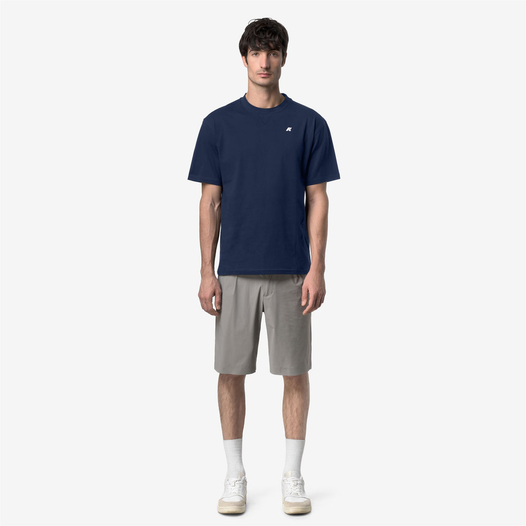 T-Shirts & Top_Man_SOLO JERSEY TRIANGLE_T-Shirt_Blue Insignia - Commercial 4