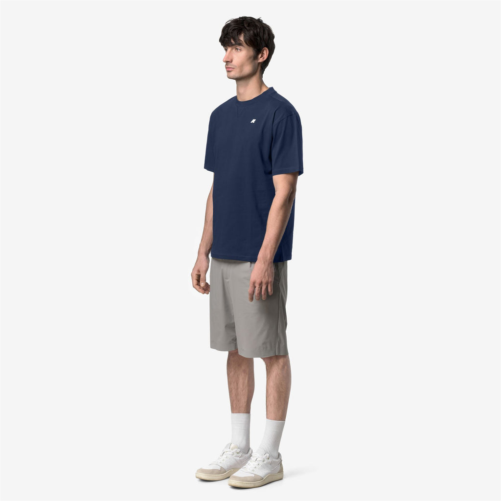 T-Shirts & Top_Man_SOLO JERSEY TRIANGLE_T-Shirt_Blue Insignia - Commercial 5