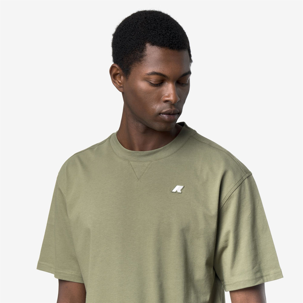 T-Shirts & Top_Man_SOLO JERSEY TRIANGLE_T-Shirt_Green Lichen - Commercial 7