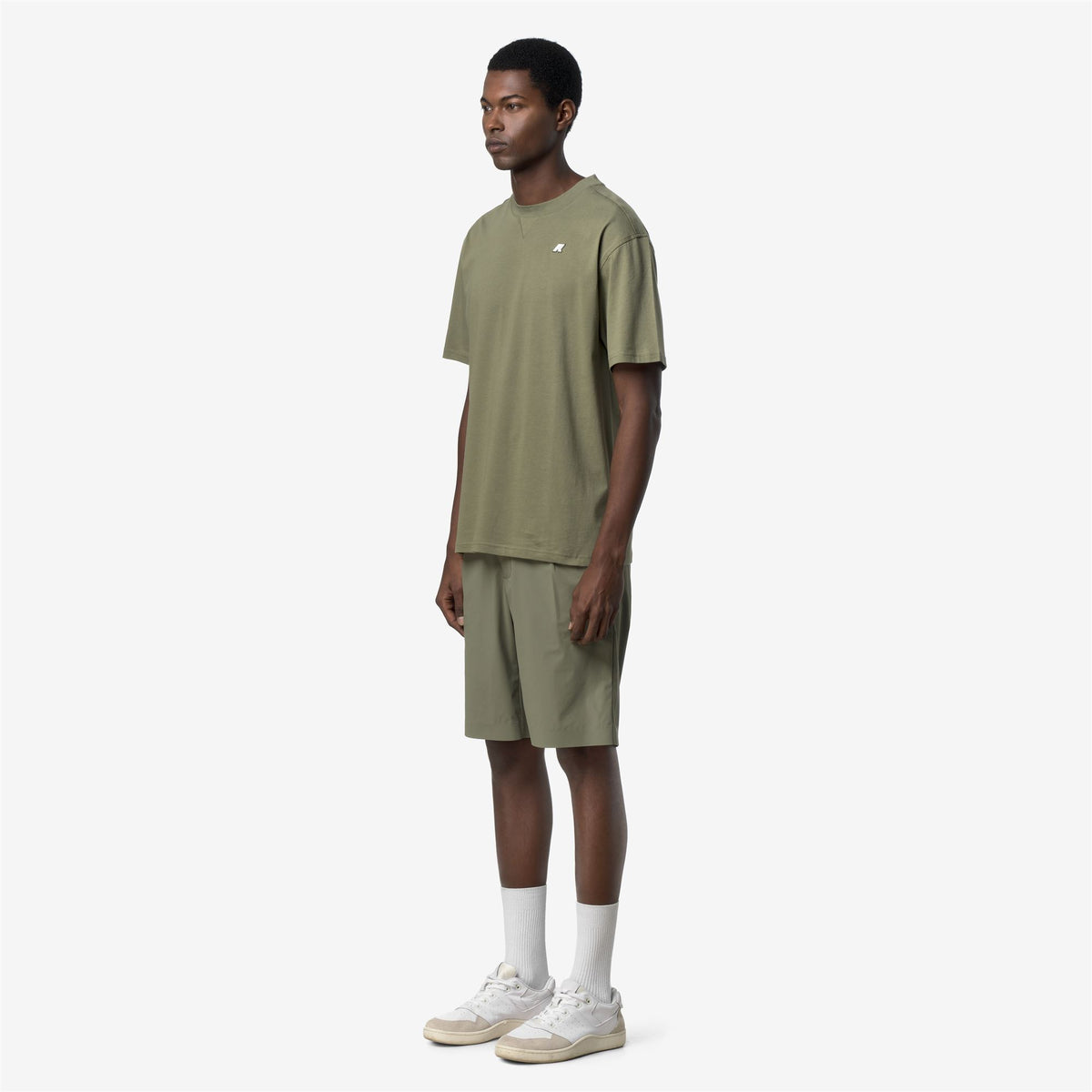 T-Shirts & Top_Man_SOLO JERSEY TRIANGLE_T-Shirt_Green Lichen - Commercial 5