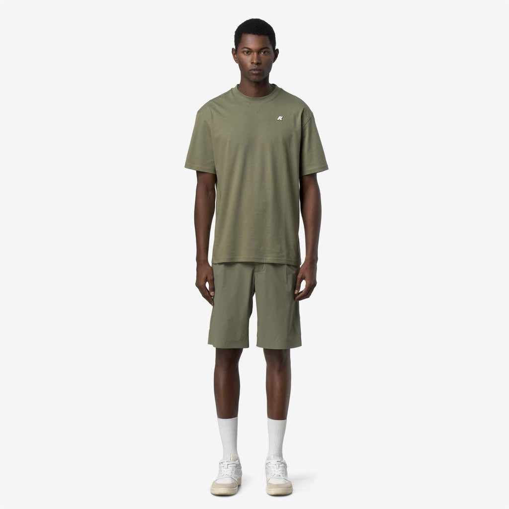T-Shirts & Top_Man_SOLO JERSEY TRIANGLE_T-Shirt_Green Lichen - Commercial 4