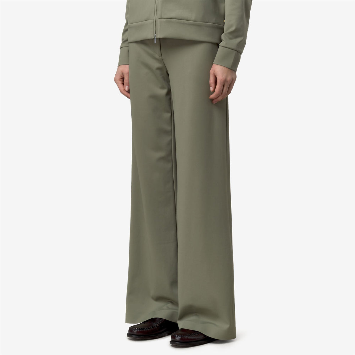 Pants_Woman_JALLE SL SPACER_Sport Trousers_Green Lichen - Commercial 5